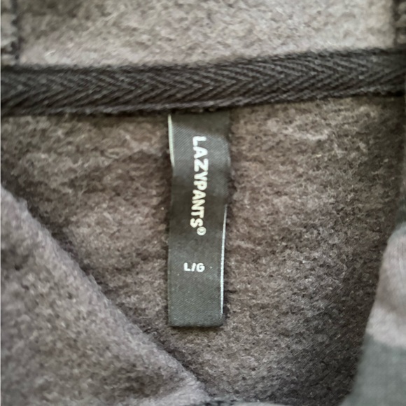 Like New LazyPants Camo Sweater - Picture 3 of 4
